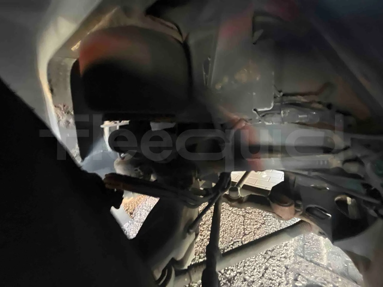 Neoplan Starliner N5217 - EUR5 - 371kW - 14m - front shock absorbers right