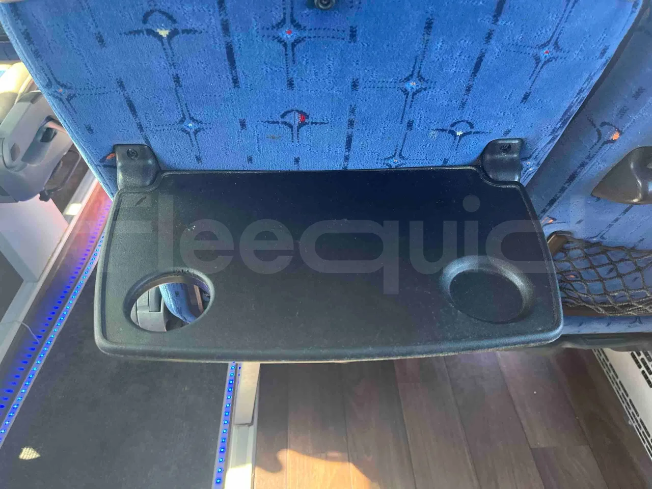 Neoplan Starliner N5217 - EUR5 - 371kW - 14m - table detail photo