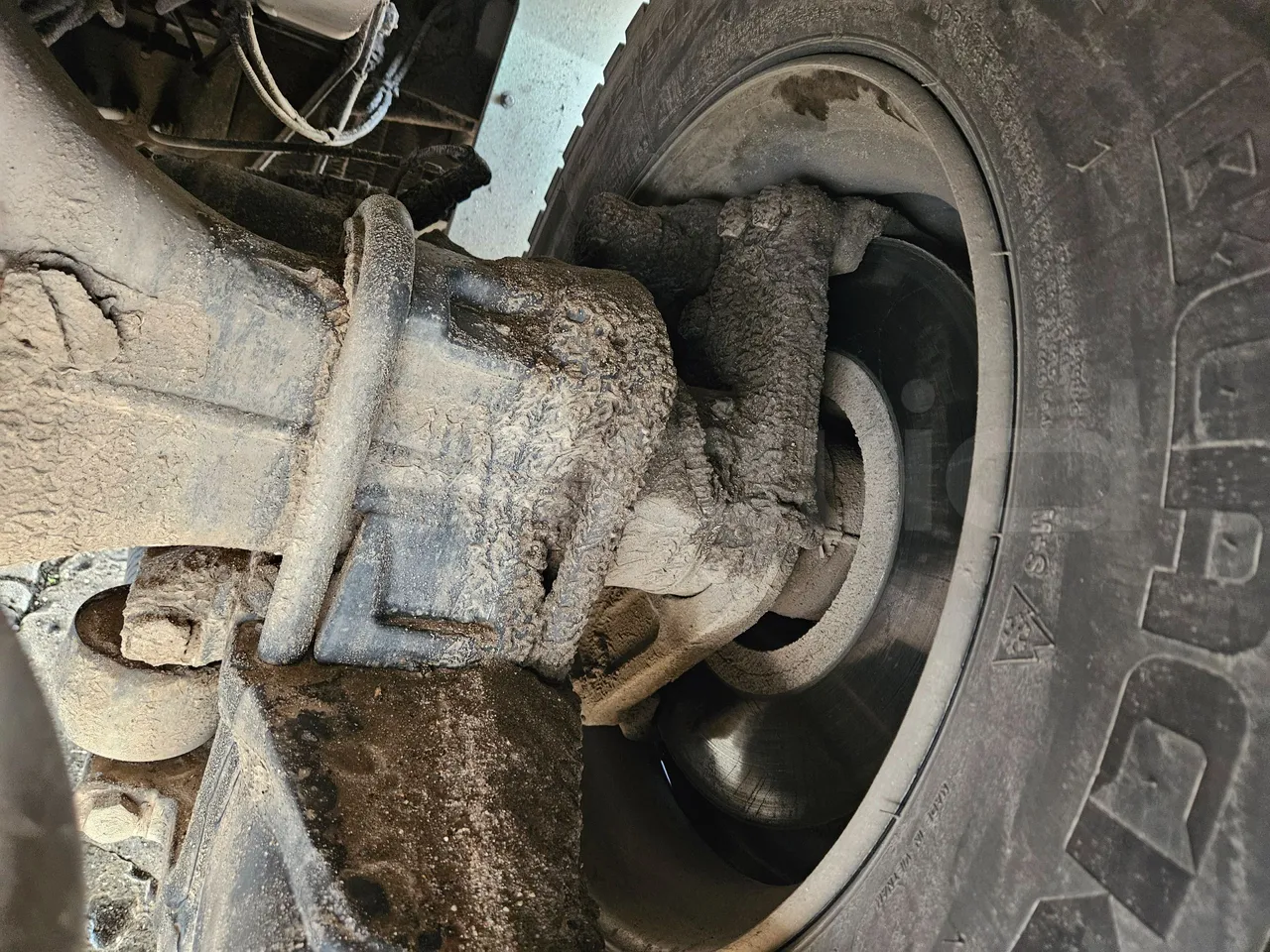 Man A91 Carrier - EUR4 - 206kW - 12.700m - axle 2 discs right