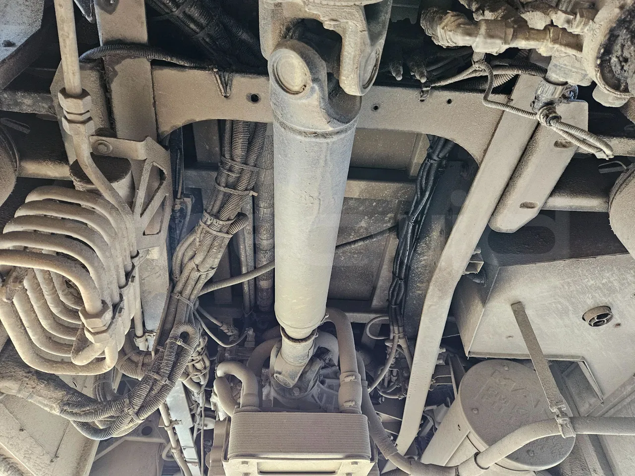 Man A91 Carrier - EUR4 - 206kW - 12.700m - driveshaft photo