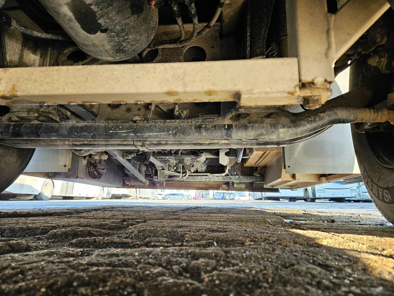 Man A91 Carrier - EUR4 - 206kW - 12.700m - front axle central