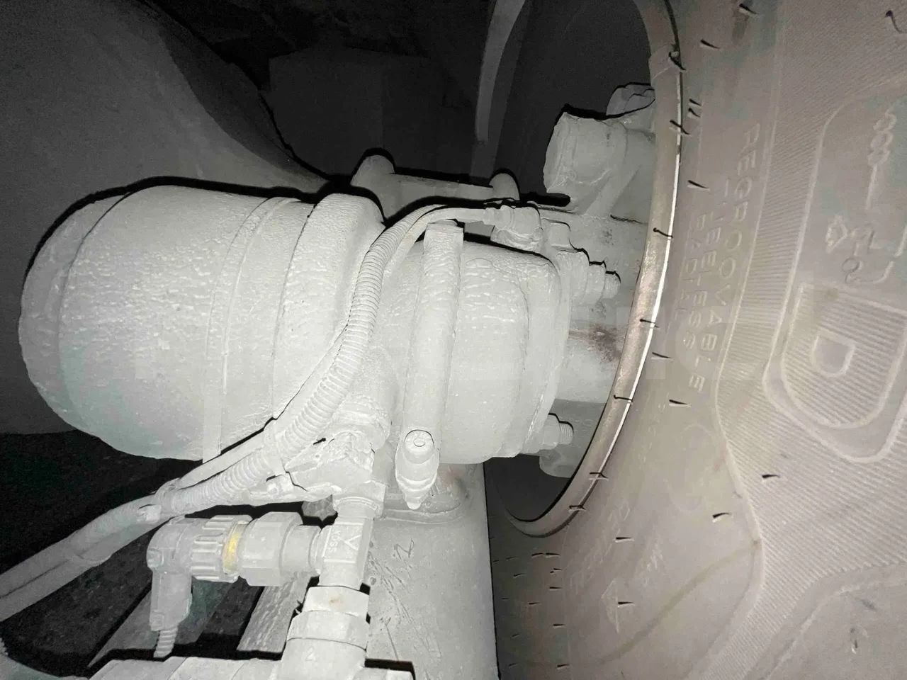 Man Tourliner C JOACB - Euro6 - 338kW - 13.103mt - axle 2 caliper brakes left