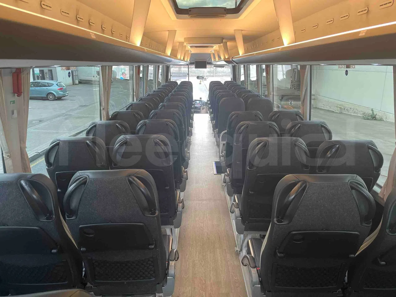 Man Tourliner C JOACB - Euro6 - 338kW - 13.103mt - reverse view middle aisle
