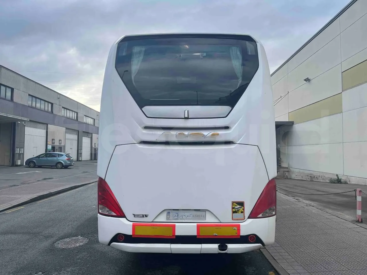 Man Tourliner C JOACB - Euro6 - 338kW - 13.103mt - rear hatch closed