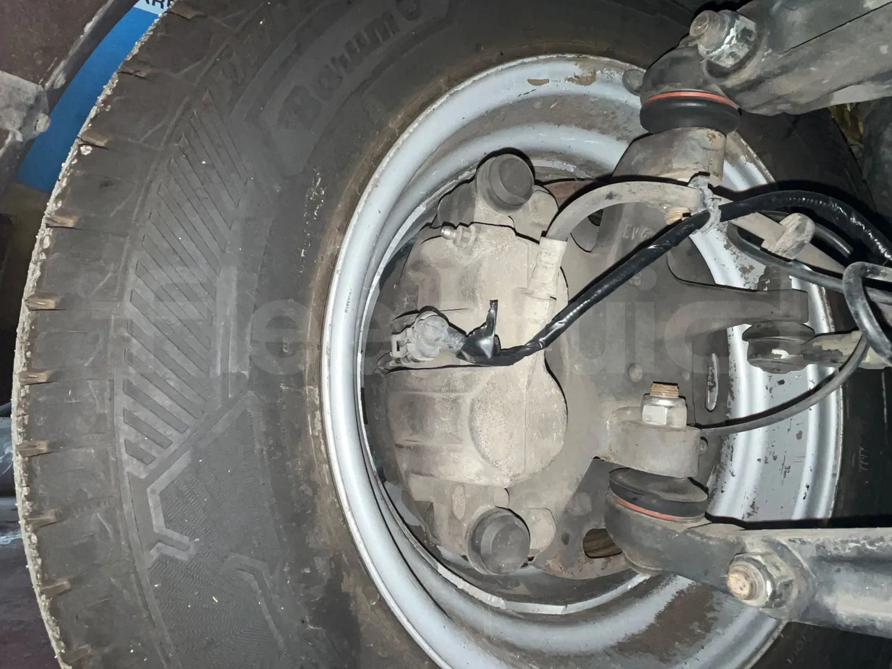 Iveco Daily A50/S30/VI - Euro6 - 125kw - 7.294mt - front brake calipers left