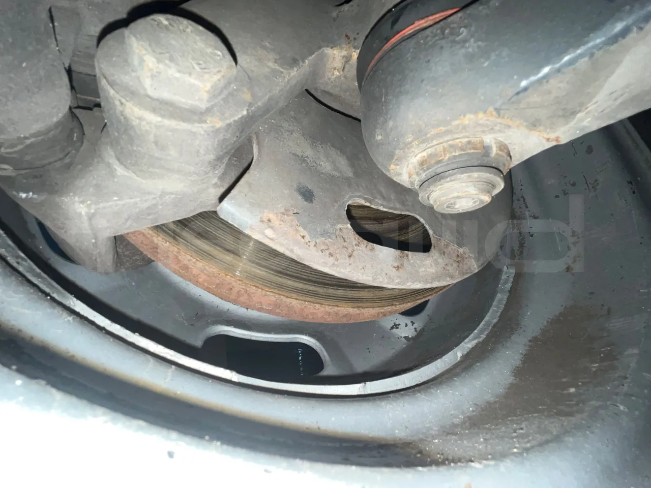 Iveco Daily A50/S30/VI - Euro6 - 125kw - 7.294mt - front discs left