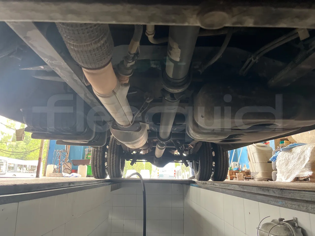 Iveco Daily A50/S30/VI - Euro6 - 125kw - 7.294mt - central undercarriage photo