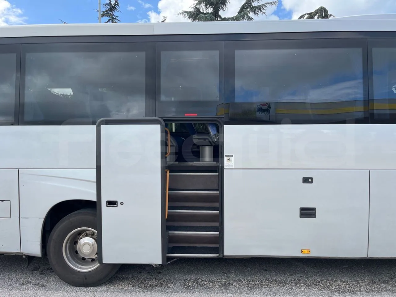 Iveco Evadys SFR130 -EUR5-279kW -11.995m - front door 3 open