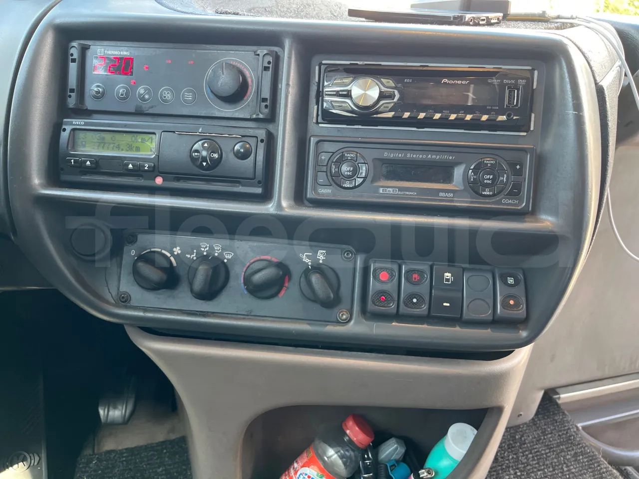 Iveco Evadys SFR130 -EUR5-279kW -11.995m - radio accessories photo