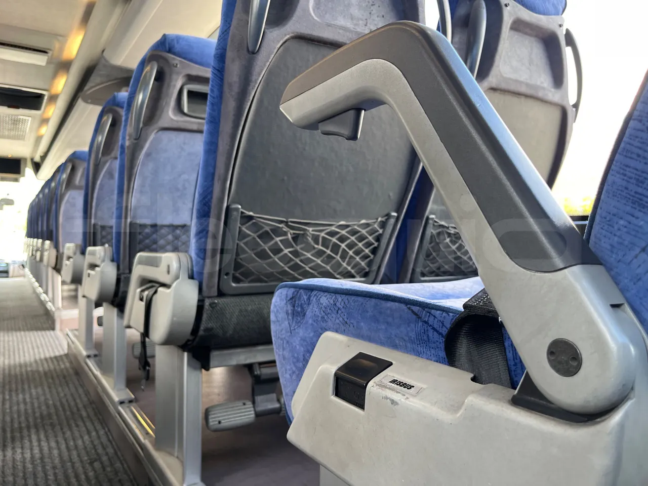 Iveco Evadys SFR130 -EUR5-279kW -11.995m - armrest detail photo