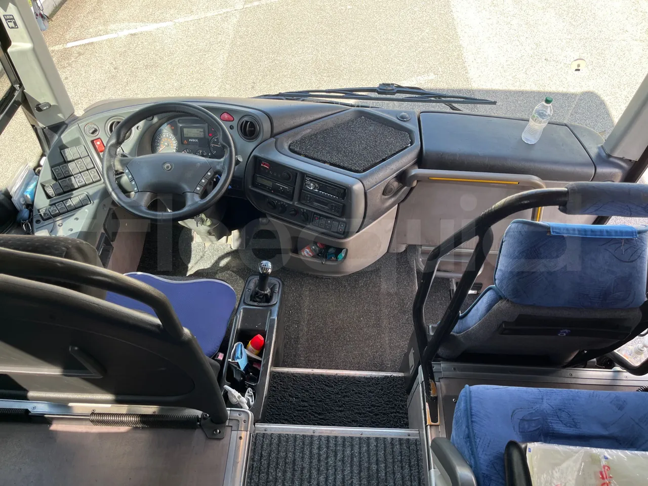 Iveco Evadys SFR130 -EUR5-279kW -11.995m - buttons panels on