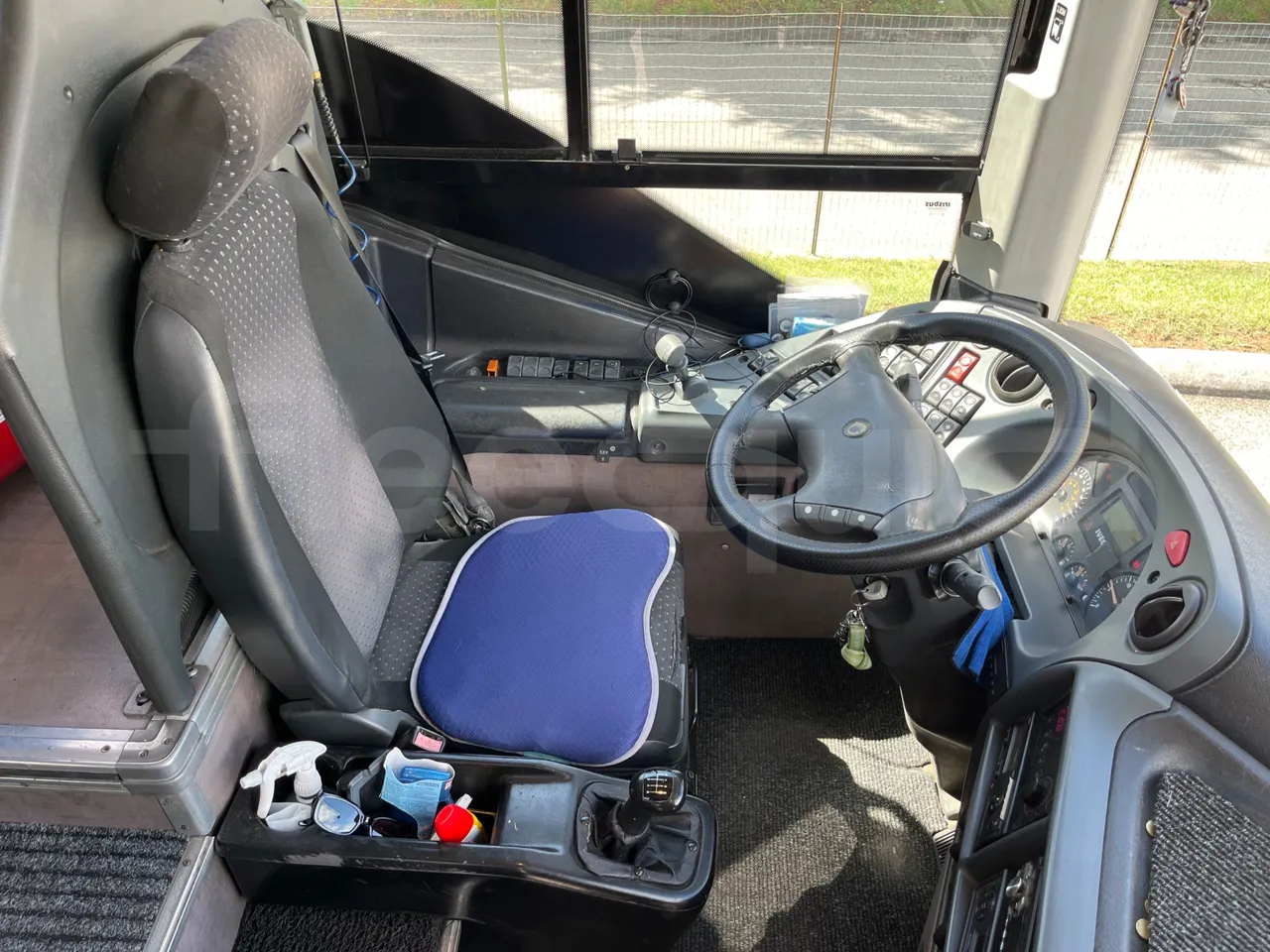 Iveco Evadys SFR130 -EUR5-279kW -11.995m - driver's seat photo