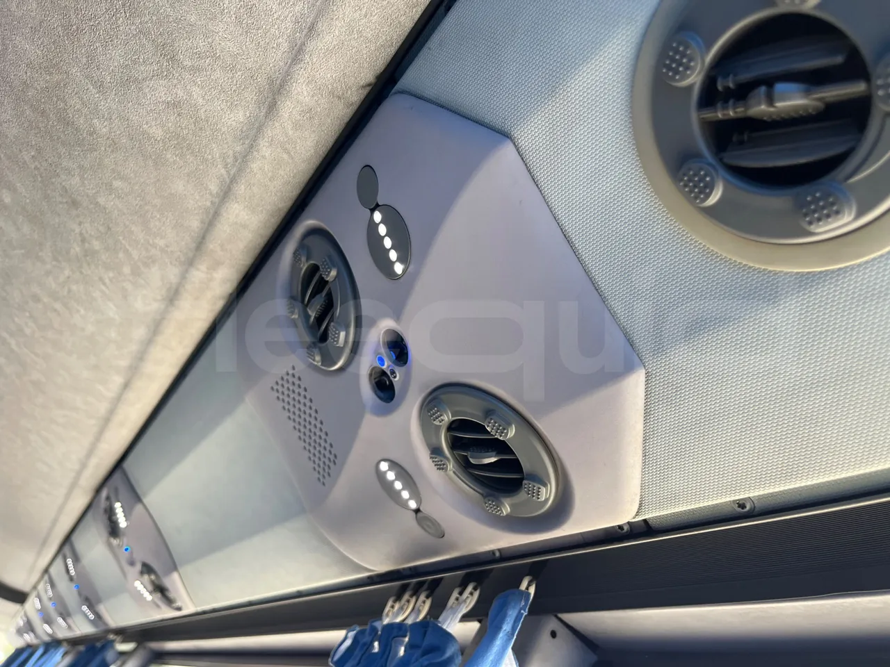 Iveco Evadys SFR130 -EUR5-279kW -11.995m - folding seat photo