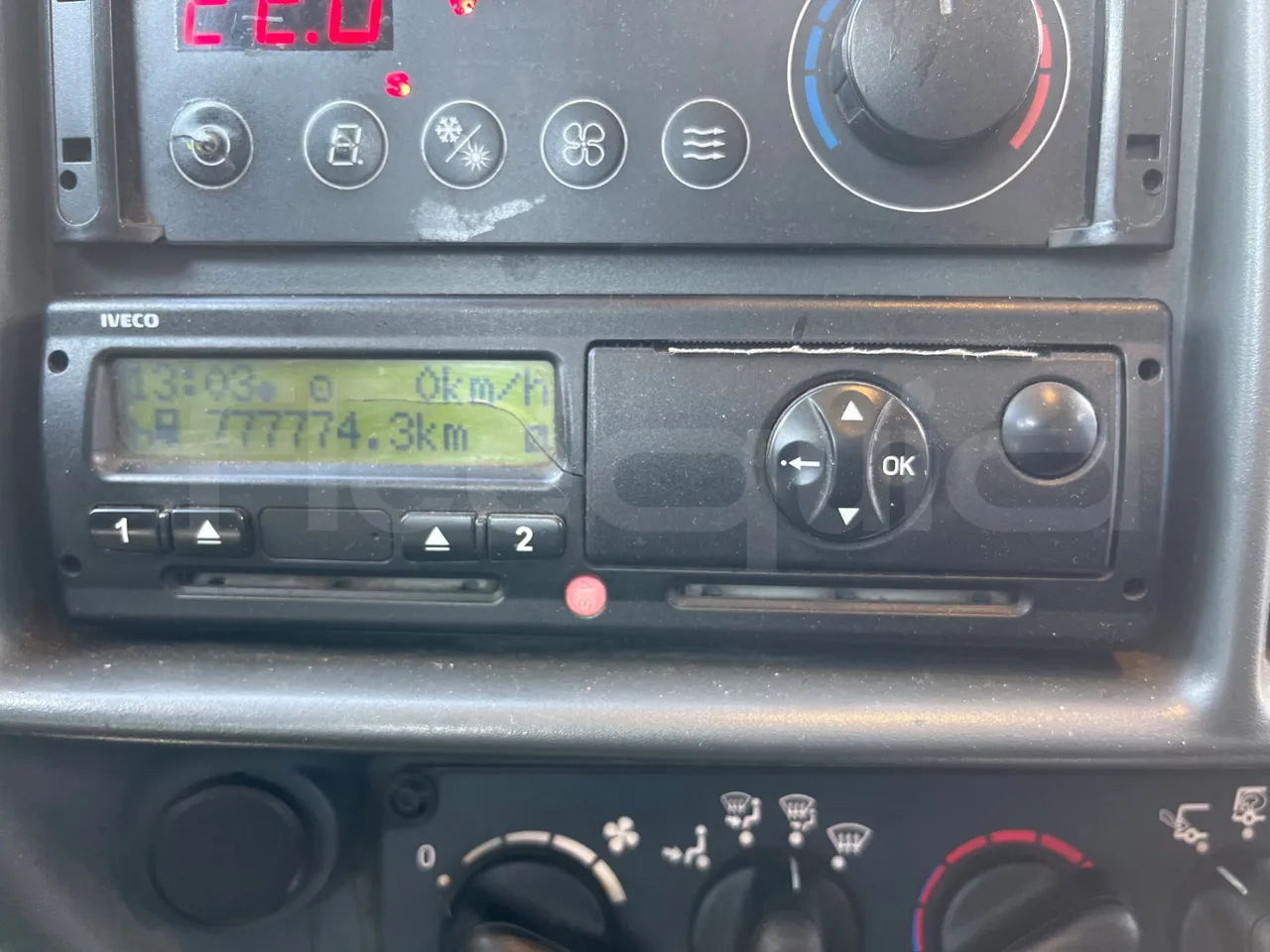 Iveco Evadys SFR130 -EUR5-279kW -11.995m - Tachograph