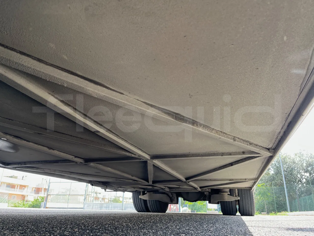 Iveco Evadys SFR130 -EUR5-279kW -11.995m - central undercarriage photo