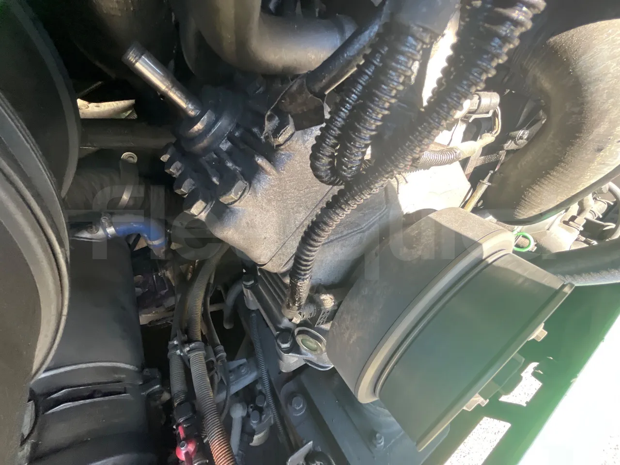 Iveco Magelys   SFR2XX QC M8CU - Euro6 - 294Kw - 12,830mt - air conditioning compressor