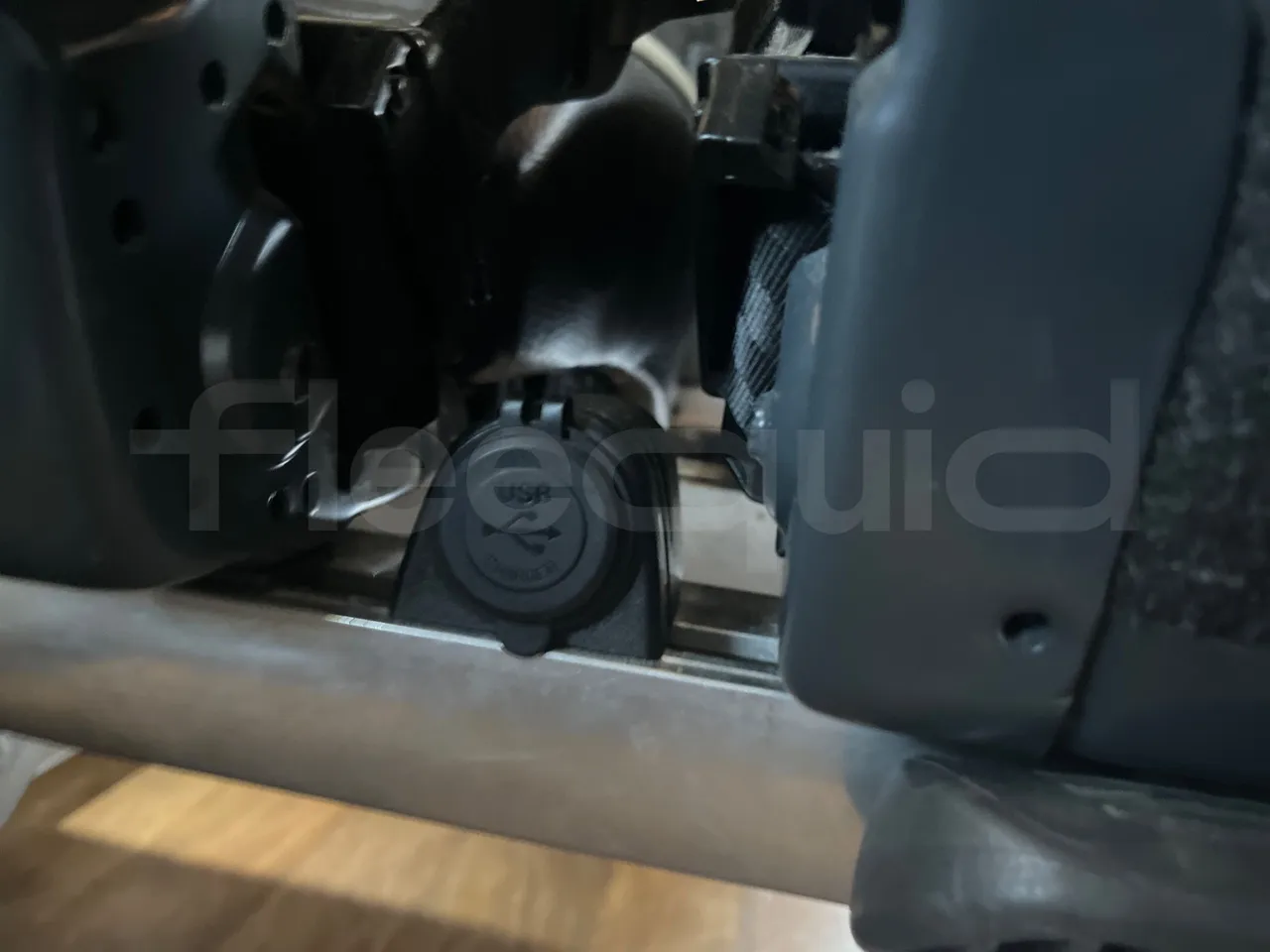 Iveco Magelys   SFR2XX QC M8CU - Euro6 - 294Kw - 12,830mt - roof hatch 3