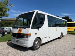 Mercedes-Benz Vario 818S/82 - EUR5 - 130kW - 8.92m - 3/4 front left (mandatory for bus to scrap)