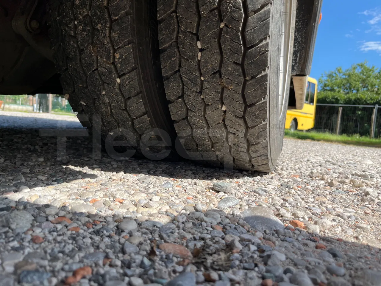 Mercedes-Benz Vario 818S/82 - EUR5 - 130kW - 8.92m - tread condition second axle tires left