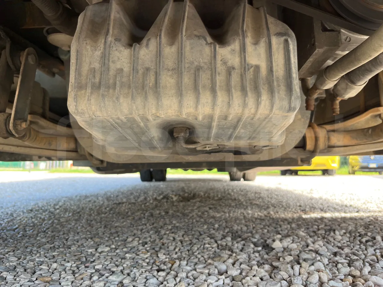 Mercedes-Benz Vario 818S/82 - EUR5 - 130kW - 8.92m - front undercarriage from front
