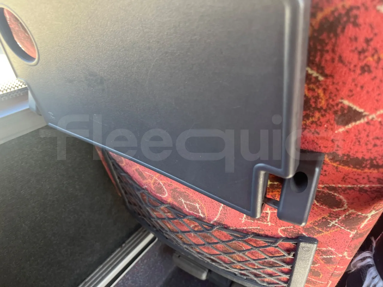 Mercedes-Benz Sprinter 416CD - EUR3 - 115kW - 6.995 - toilette accessories photo