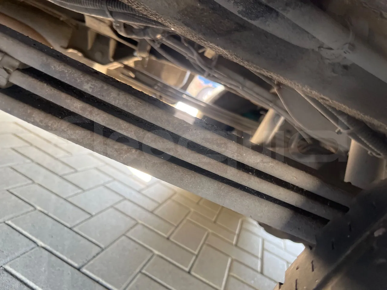 Mercedes-Benz Sprinter 416CD - EUR3 - 115kW - 6.995 - axle 2 discs right