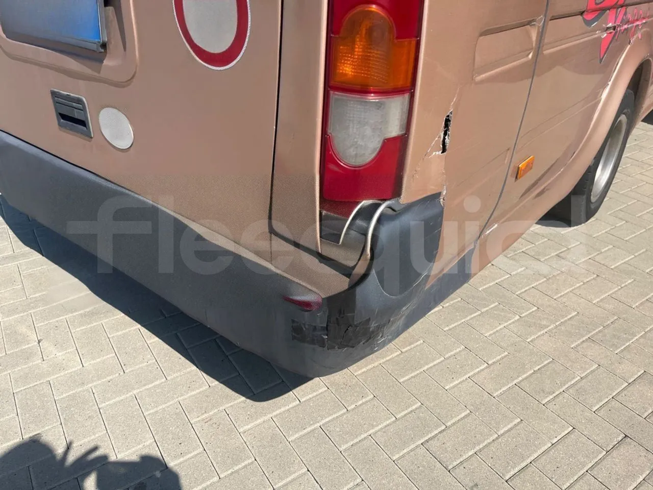Mercedes-Benz Sprinter 416CD - EUR3 - 115kW - 6.995 - right side doors open