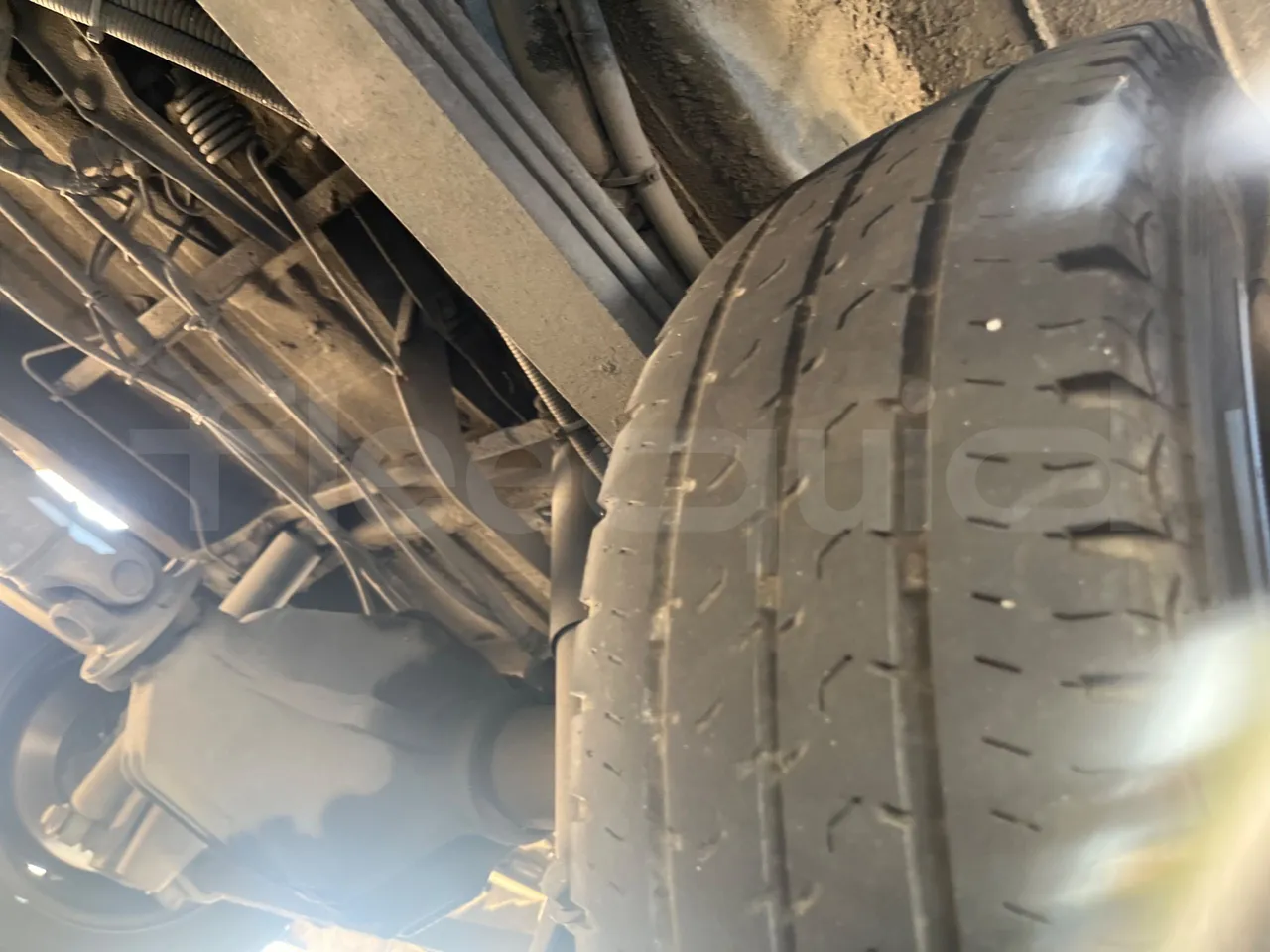 Mercedes-Benz Sprinter 416CD - EUR3 - 115kW - 6.995 - front axle left side