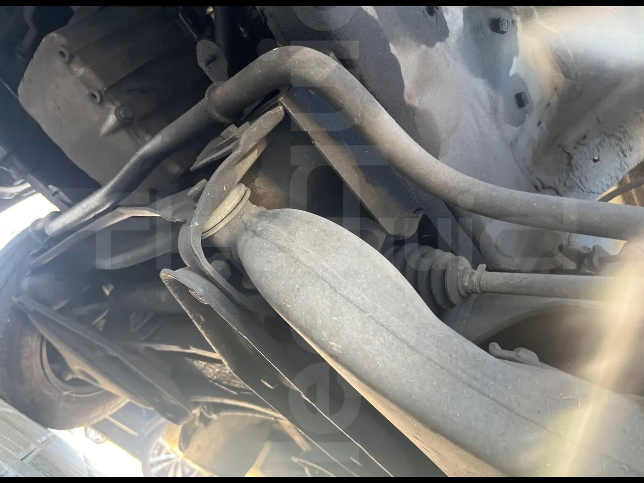 Mercedes-Benz Sprinter 416CD - EUR3 - 115kW - 6.995 - front axle right side