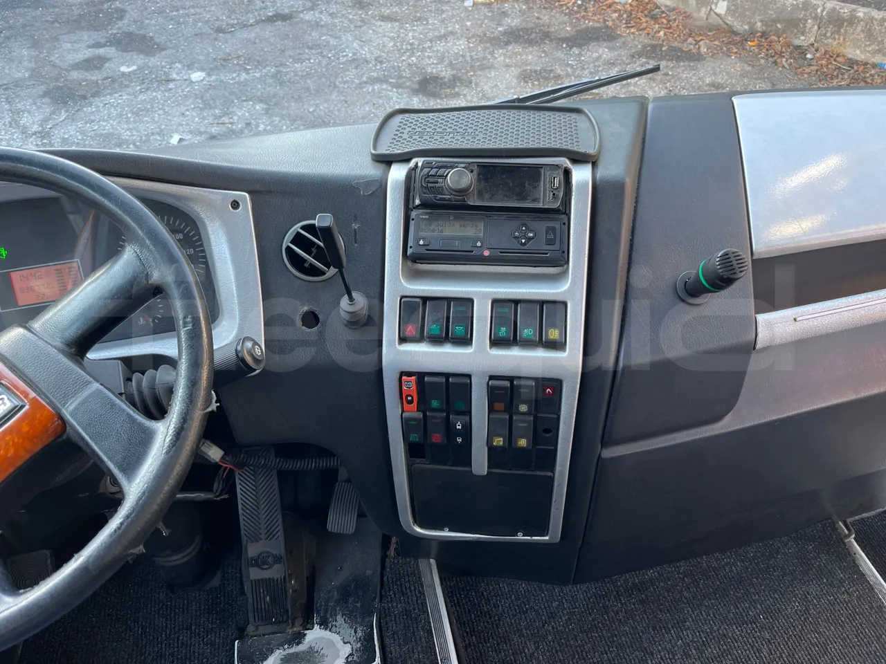 Otokar Navigo G240S35 - EUR4 - 176kW - 9.174m - radio accessories photo