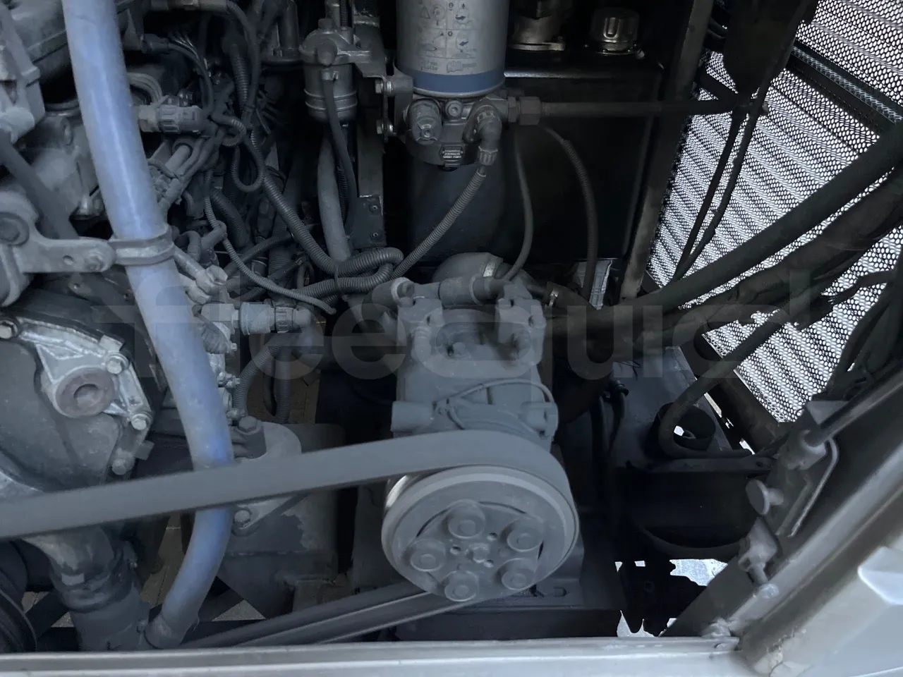 Otokar Navigo G240S35 - EUR4 - 176kW - 9.174m - air conditioning compressor