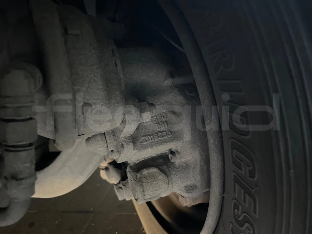 Otokar Navigo G240S35 - EUR4 - 176kW - 9.174m - front brake calipers left