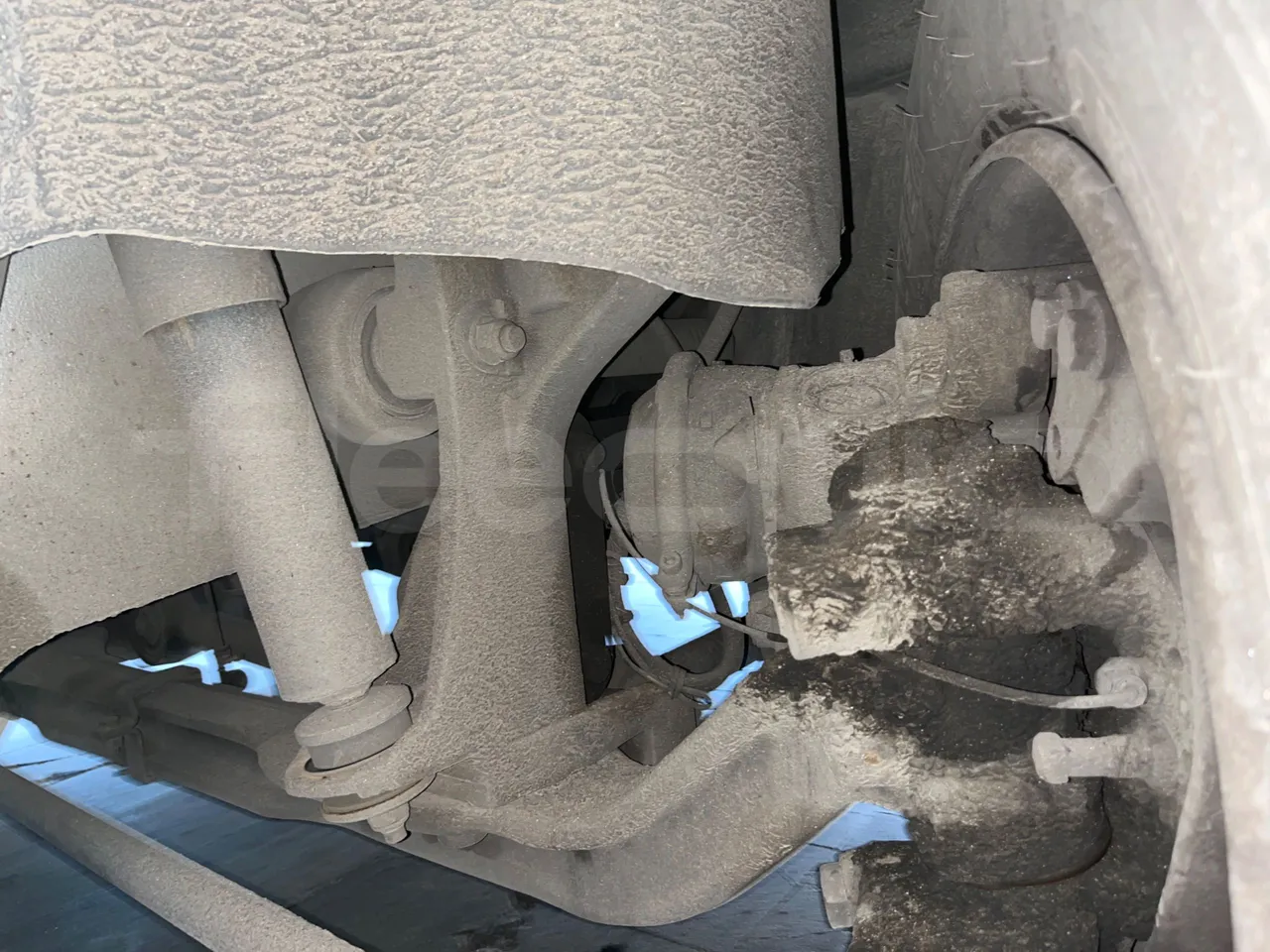 Otokar Navigo G240S35 - EUR4 - 176kW - 9.174m - front shock absorbers right