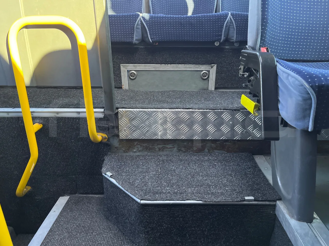 Otokar Navigo G240S35 - EUR4 - 176kW - 9.174m - floor hatches photo