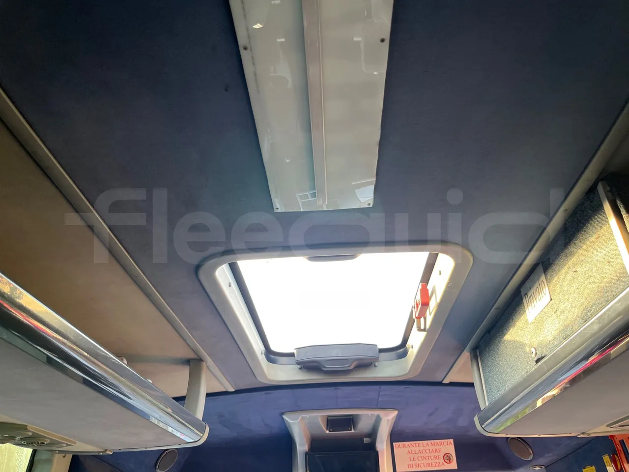 Otokar Navigo G240S35 - EUR4 - 176kW - 9.174m - roof hatch 2
