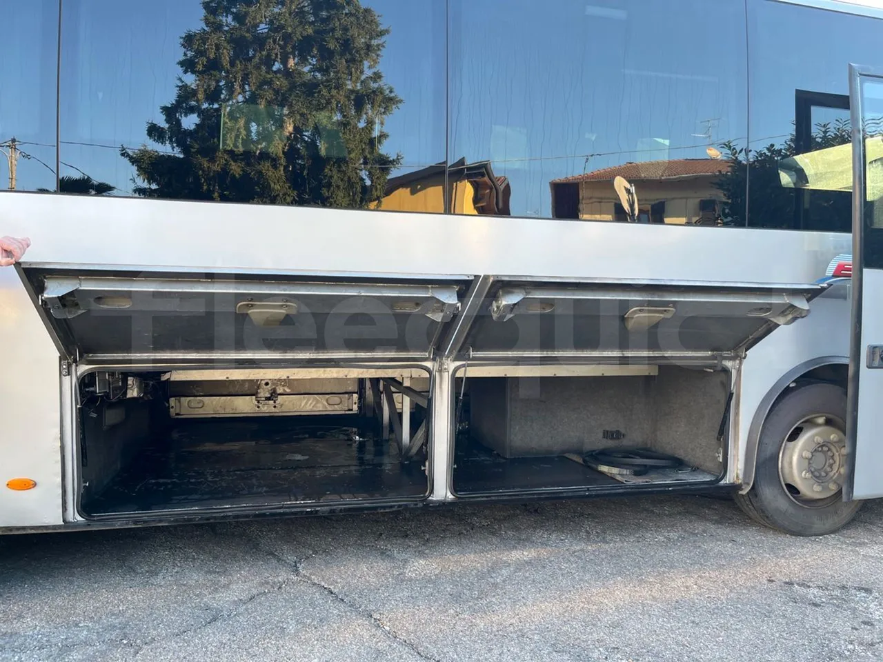 Otokar Navigo G240S35 - EUR4 - 176kW - 9.174m - luggage rack photo