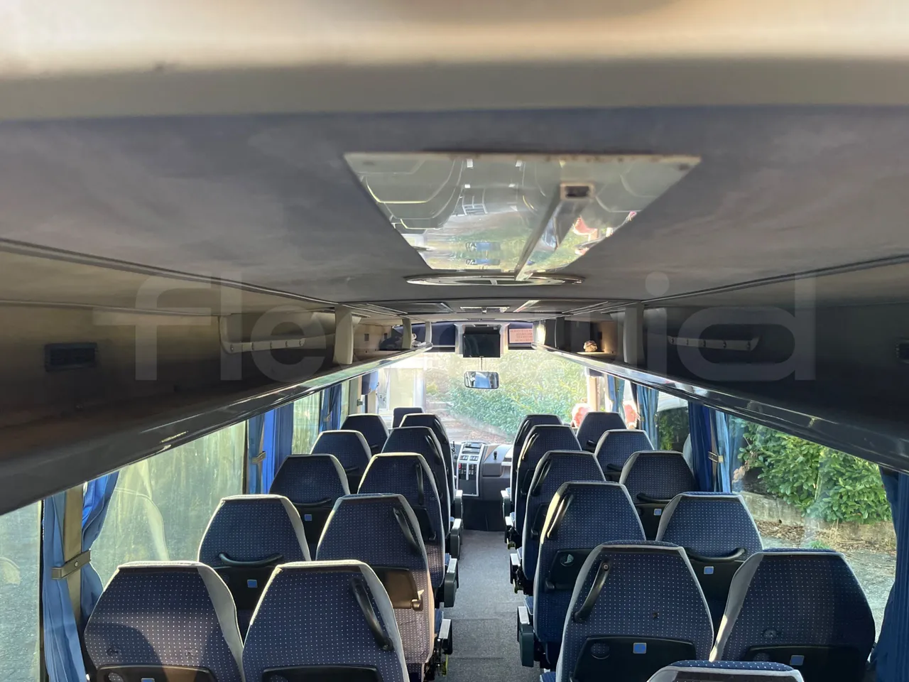 Otokar Navigo G240S35 - EUR4 - 176kW - 9.174m - overhead compartments photo