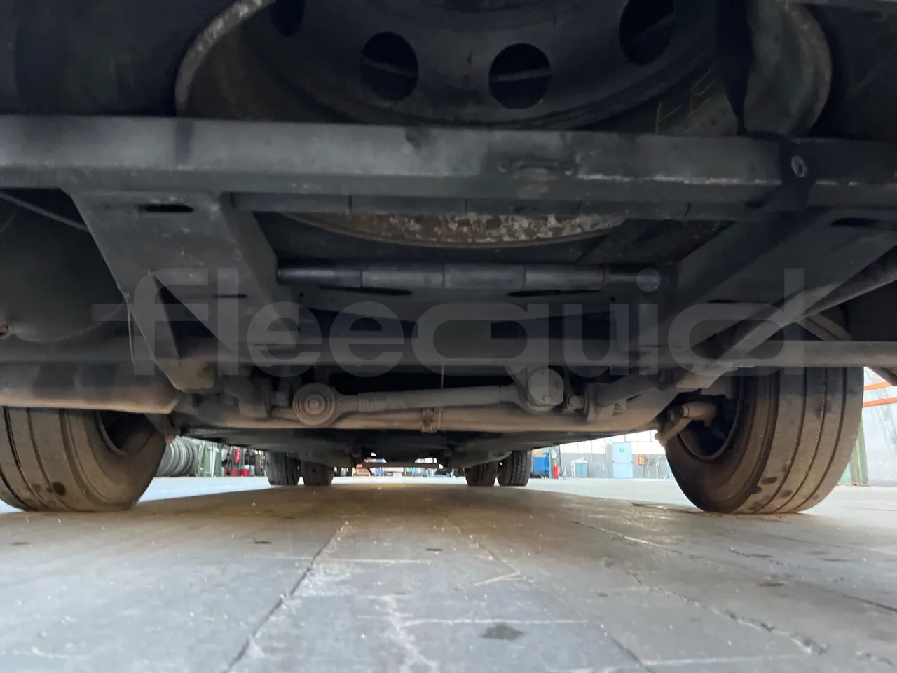 Otokar Navigo G240S35 - EUR4 - 176kW - 9.174m - front undercarriage from front