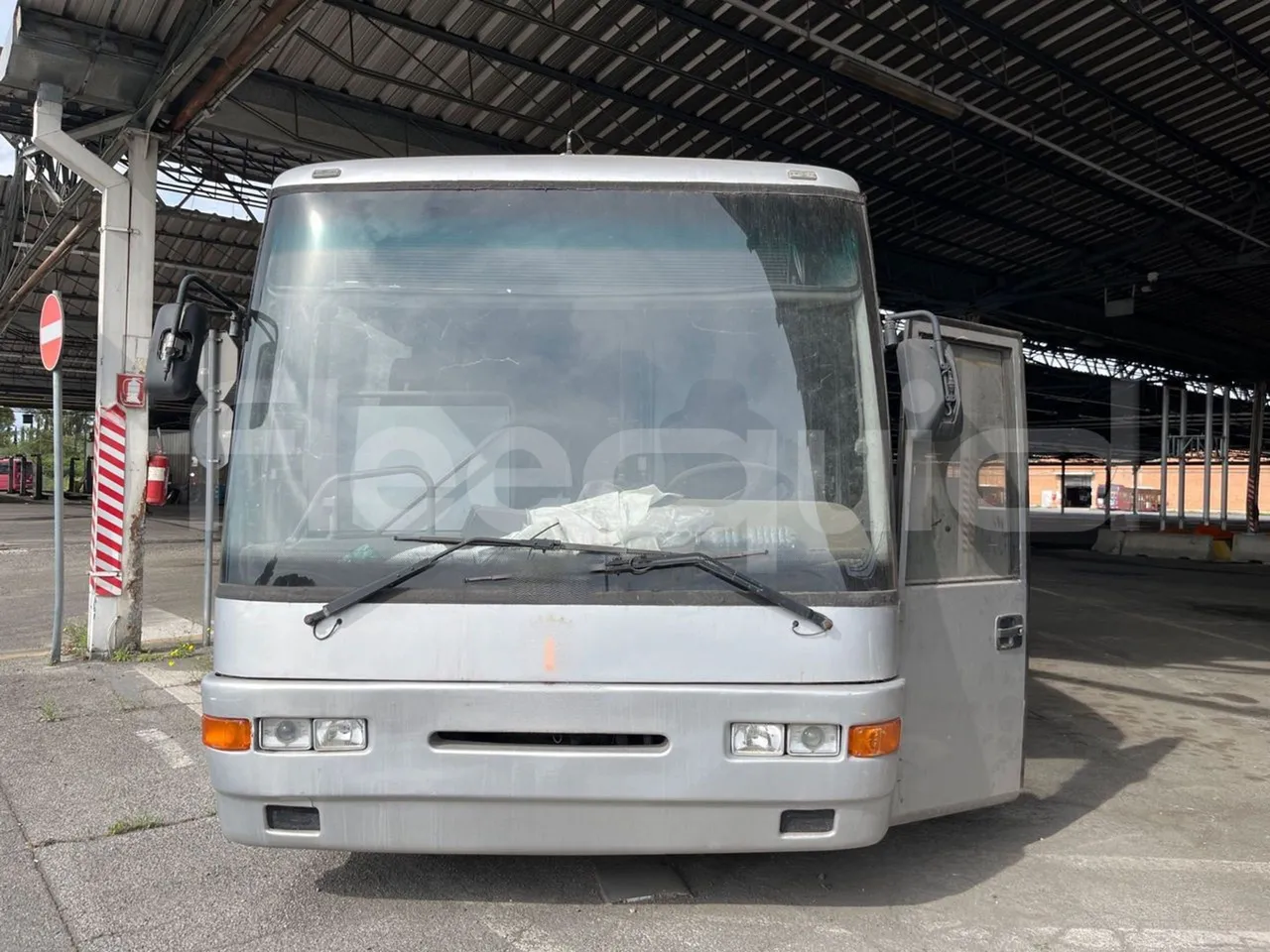 Man 11.220 Sitcar - EUR1 - 162kW - 8.76m - front photo