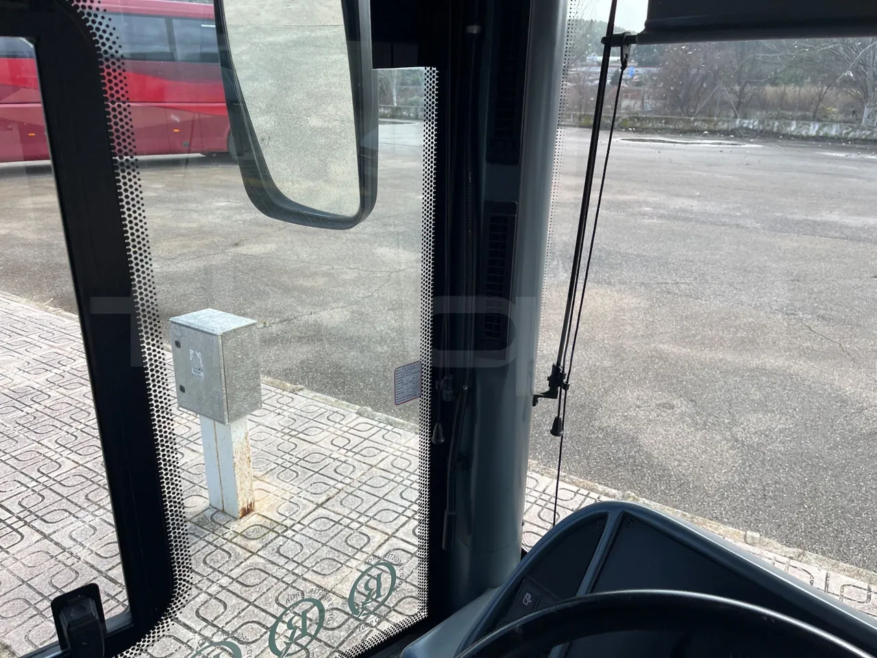 Mercedes-Benz OC500LE 1830H - EUR4 - 220kW - 12.800m - driver microphone accessories photo