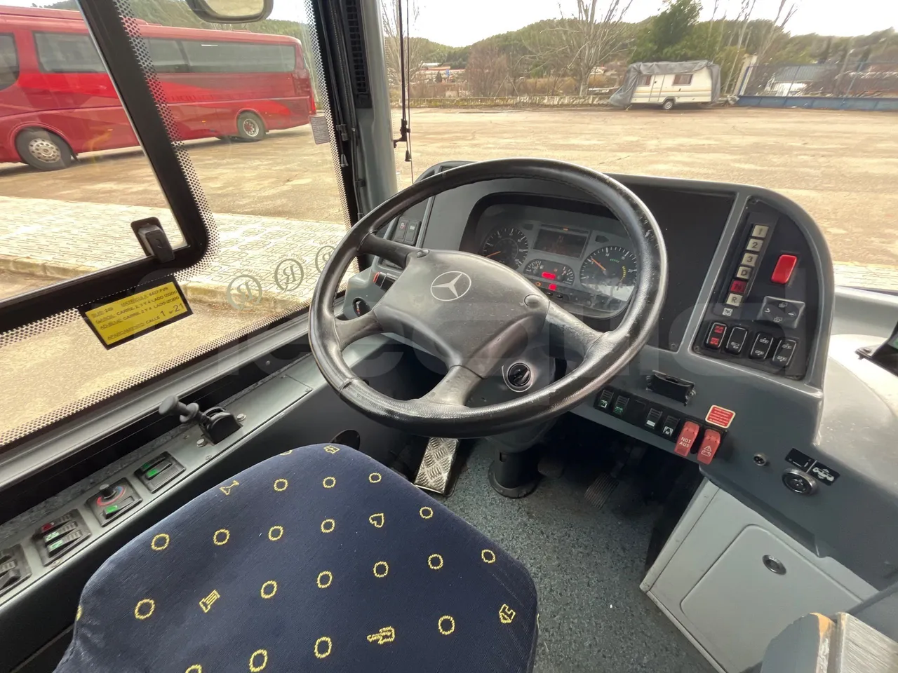 Mercedes-Benz OC500LE 1830H - EUR4 - 220kW - 12.800m - buttons panels on