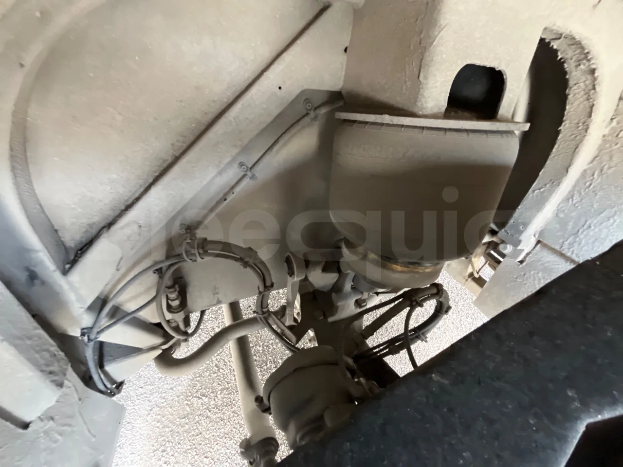 Mercedes-Benz OC500LE 1830H - EUR4 - 220kW - 12.800m - front discs right