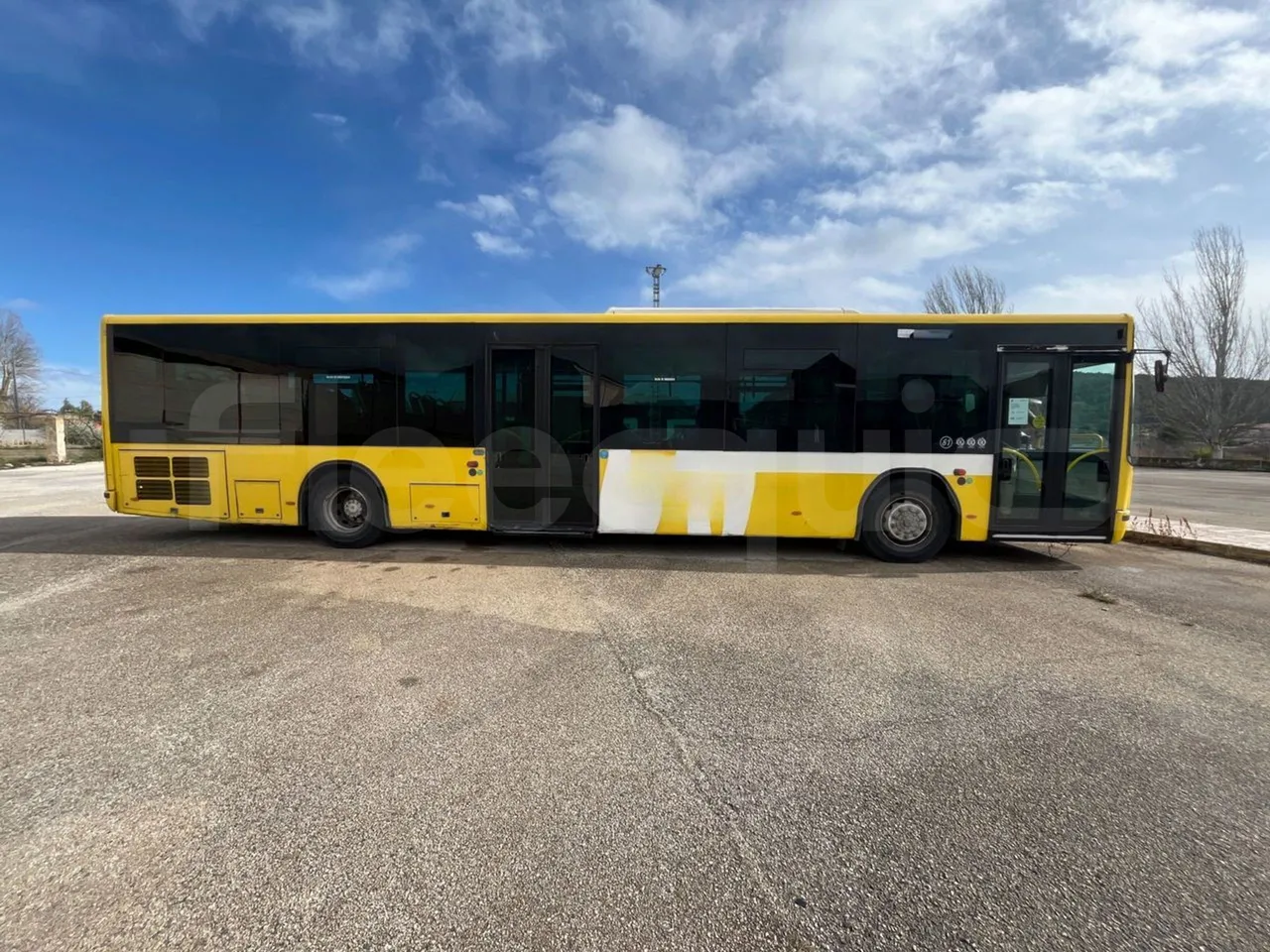 Mercedes-Benz OC500LE 1830H - EUR4 - 220kW - 12.800m - right side doors closed