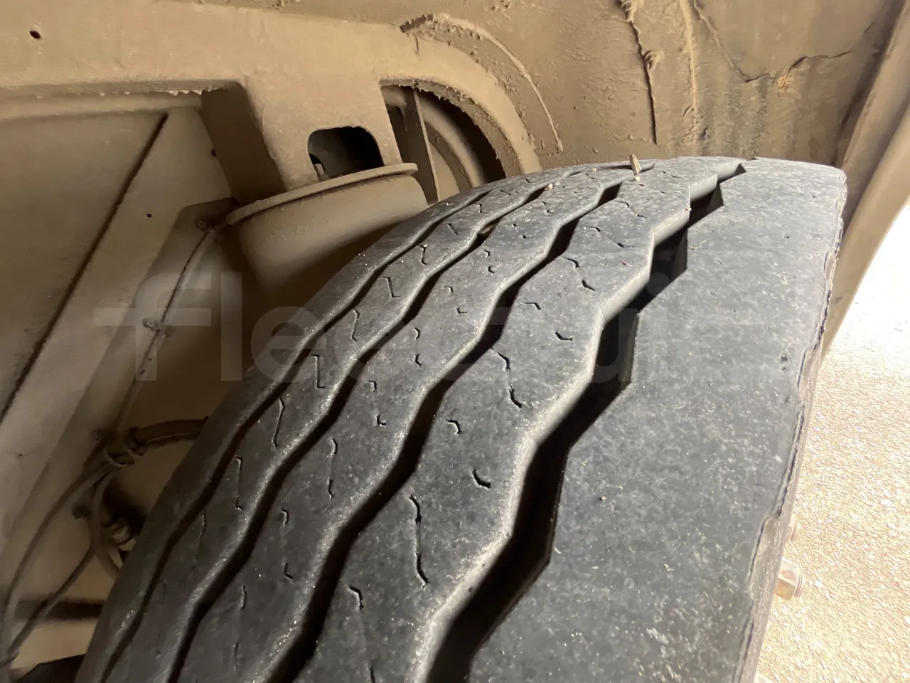 Mercedes-Benz OC500LE 1830H - EUR4 - 220kW - 12.800m - spare wheel