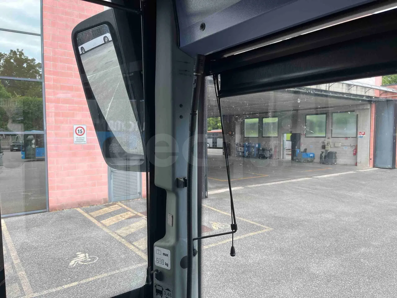 Iveco Crossway SFR160 - Euro5 - 280KW - 11.955mt - driver microphone accessories photo