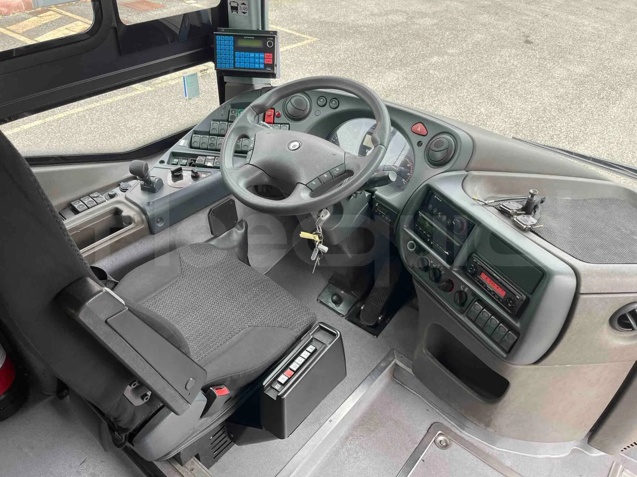Iveco Crossway SFR160 - Euro5 - 280KW - 11.955mt - buttons panels on
