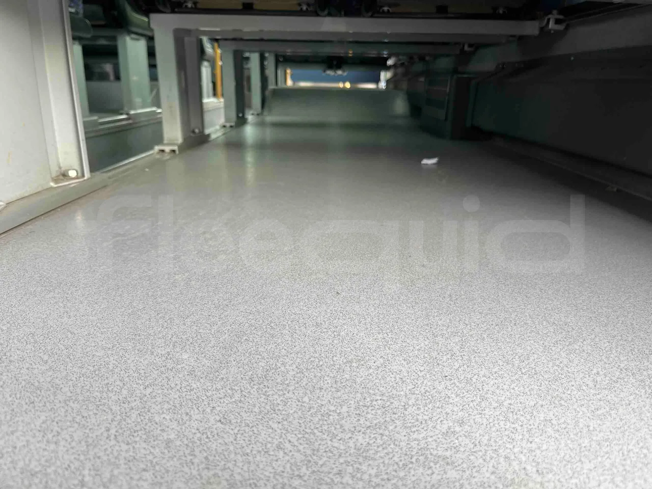 Iveco Crossway SFR160 - Euro5 - 280KW - 11.955mt - footrest detail photo