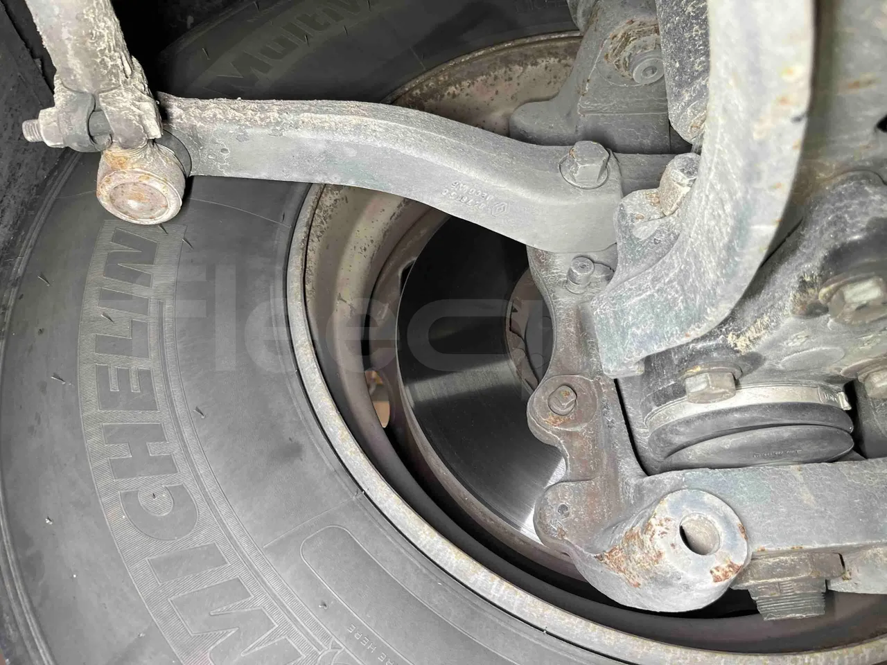Iveco Crossway SFR160 - Euro5 - 280KW - 11.955mt - front discs left
