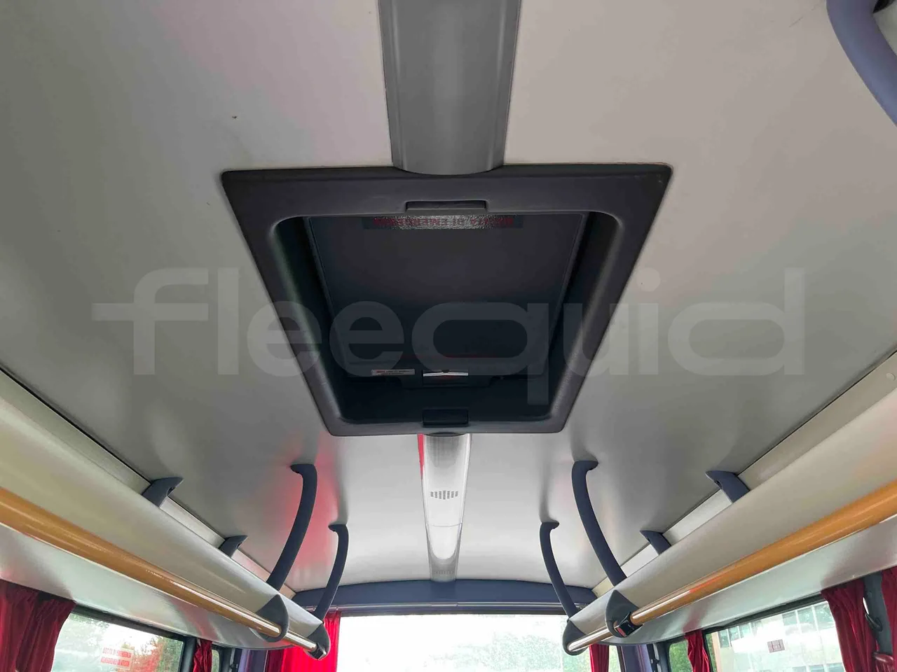 Iveco Crossway SFR160 - Euro5 - 280KW - 11.955mt - roof hatch 1