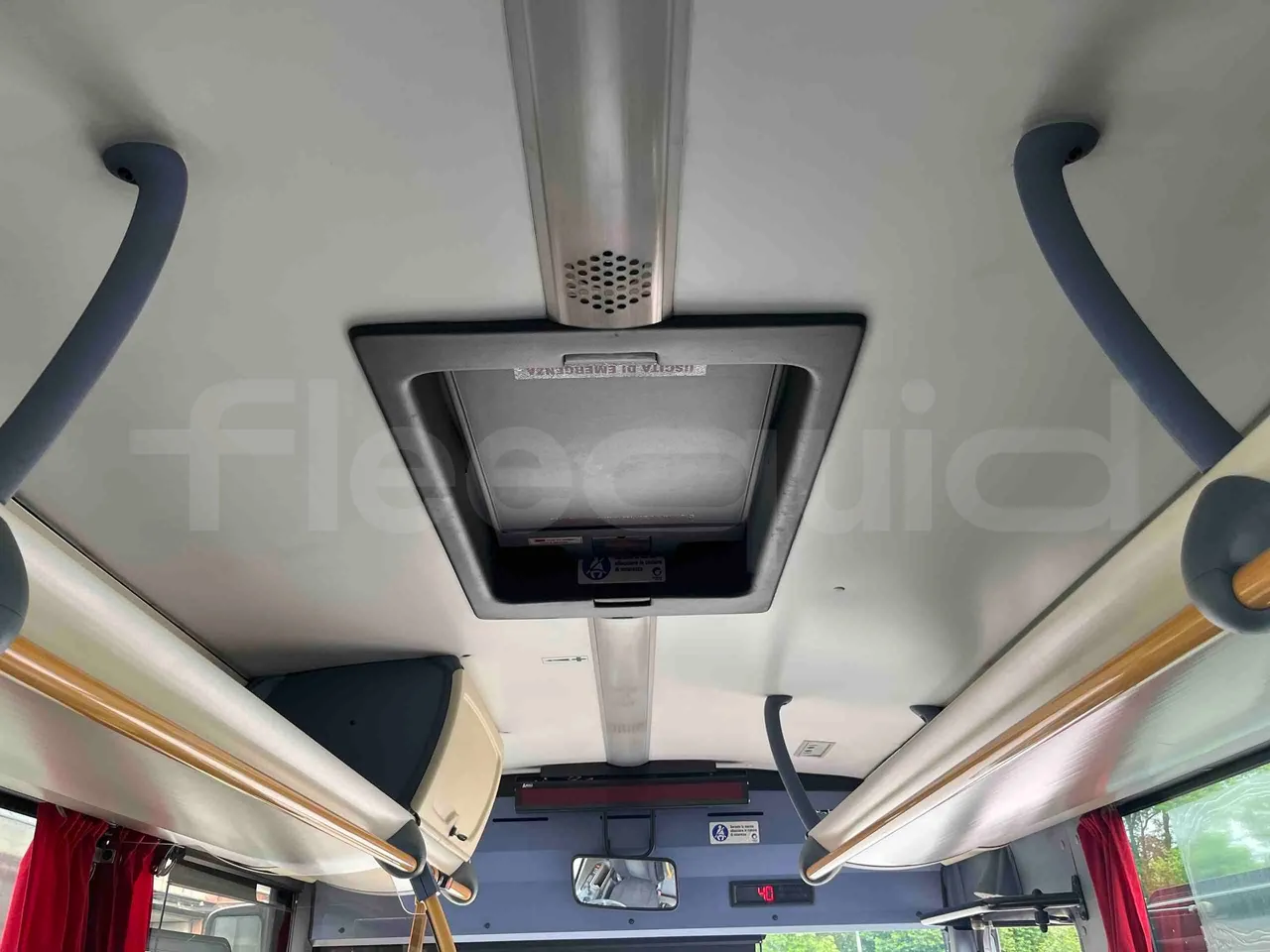 Iveco Crossway SFR160 - Euro5 - 280KW - 11.955mt - roof hatch 2